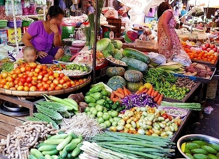 ミャンマー　ヤンゴン　インセイン市場　野菜　insein　market　yangon　myanmar