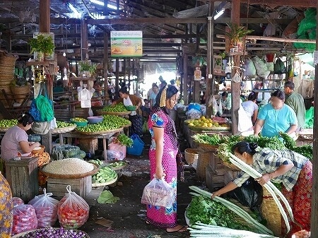 ダニンゴン市場　Danyingon Market（Da Nyin Gone） 