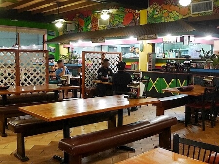 グアム　ジャマイカングリル　Jamaican Grill　店内