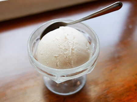台湾　台北　雪王冰淇淋　アイスクリーム　おすすめ　人気店　グァバアイス　雪王氷淇淋