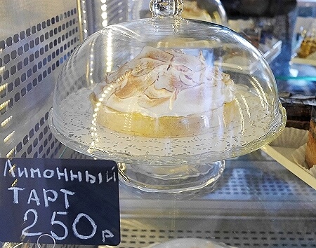 ウラジオストク　Duet　カフェ　デュエット　かわいい　かわいすぎるカフェ　ケーキ　種類　メニュー