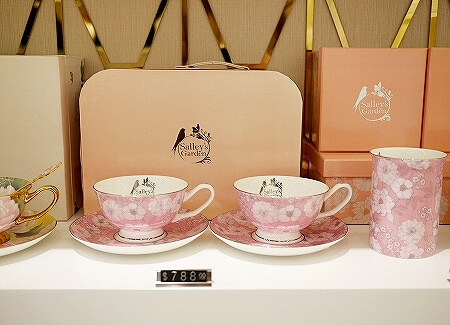 香港空港のおすすめお土産屋さん　Salley's Garden　お茶屋　中国茶　場所　値段　花茶　工芸茶　ティーカップ　食器　茶器