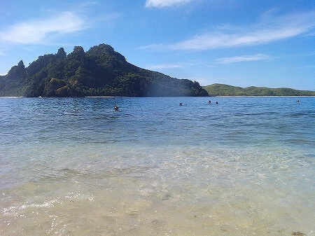 フィジーのモヌリキ島でのシュノーケリング（Cruisin Fiji）