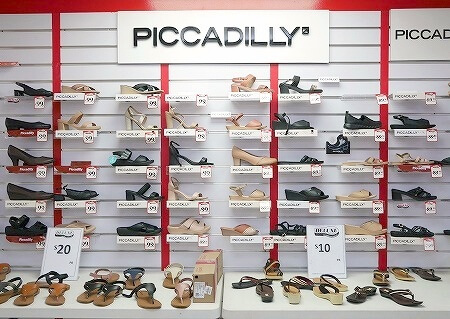 フィジーのナンディのおすすめ靴屋さん「Delux Footwear」の「Piccadilly（ピカジリー）」の靴