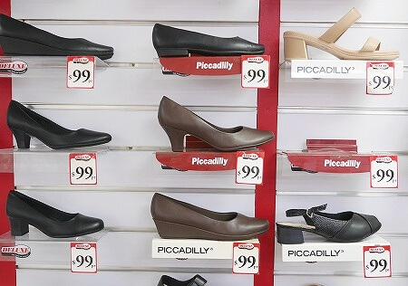 フィジーのナンディのおすすめ靴屋さん「Delux Footwear」の「Piccadilly（ピカジリー）」の靴、パンプス