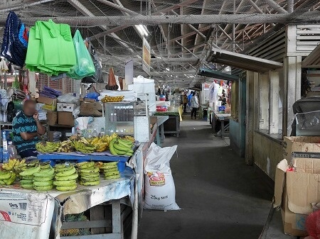 フィジーのラウトカマーケット（Lautoka Market）