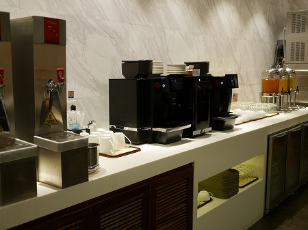 上海浦東空港第１ターミナルのVIPラウンジ36の飲み物