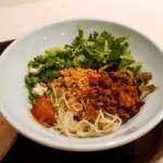 上海浦東空港第１ターミナルのVIPラウンジ36の混ぜ麺