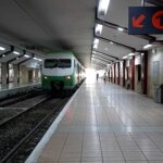 モロッコのカサブランカ空港の鉄道駅「AEROPORT Med V」のホームと列車