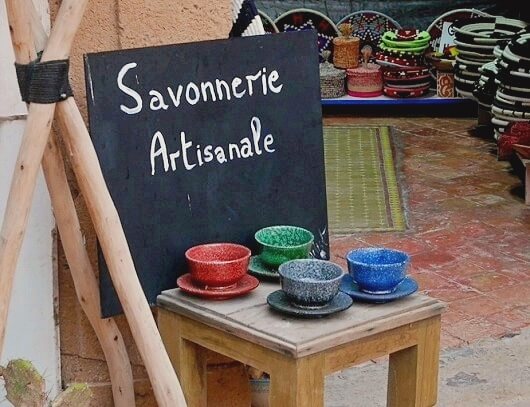 モロッコのエッサウィラのおすすめのお土産屋さん「Savonnerie Artisanale」の外観