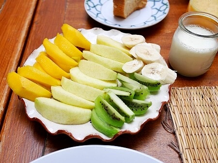 モロッコのマラケシュの「リヤド マラナ」の朝食のフルーツ（Riad Marana）