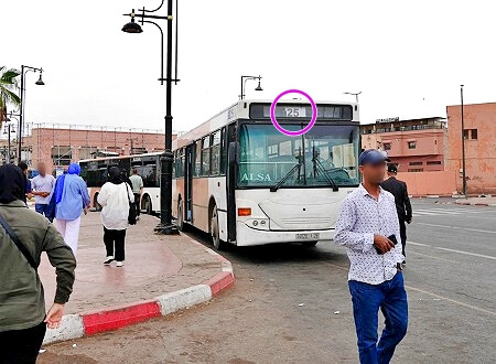 マラケシュの市バスの乗り方（バスの前の路線番号）