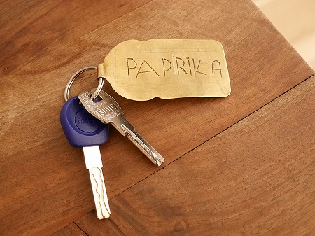 モロッコのマラケシュの「リヤドダールテン」のパプリカダブルルームのルームキー（Riad Dar Ten）