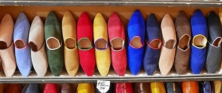 モロッコのマラケシュのおすすめバブーシュ屋さん「Benzarrou Jaafar」のバブーシュ（ベンザロウ・ジャファール）