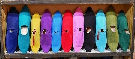 モロッコのマラケシュのおすすめバブーシュ屋さん「Benzarrou Jaafar」のバブーシュ（ベンザロウ・ジャファール）