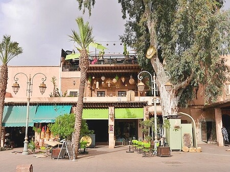 マラケシュのおすすめカフェ「Kosy Kawa」の外観