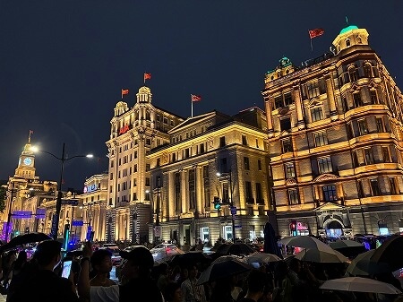 上海トランジットの時に見に行った外灘（ワイタン）の夜景・ライトアップ