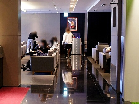 成田空港第2ターミナルの空港ラウンジ「I.A.S.S Superior Lounge -KoCoo-虚空」