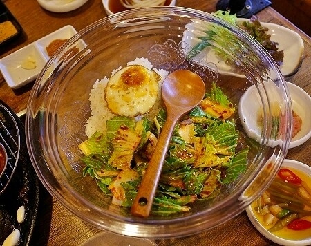 韓国の大邱の「マンジェネ三徳本店」のサービスのご飯